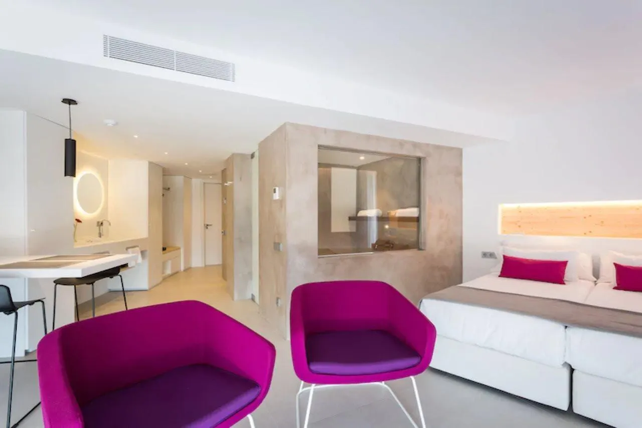 One Ibiza Suites Hotel